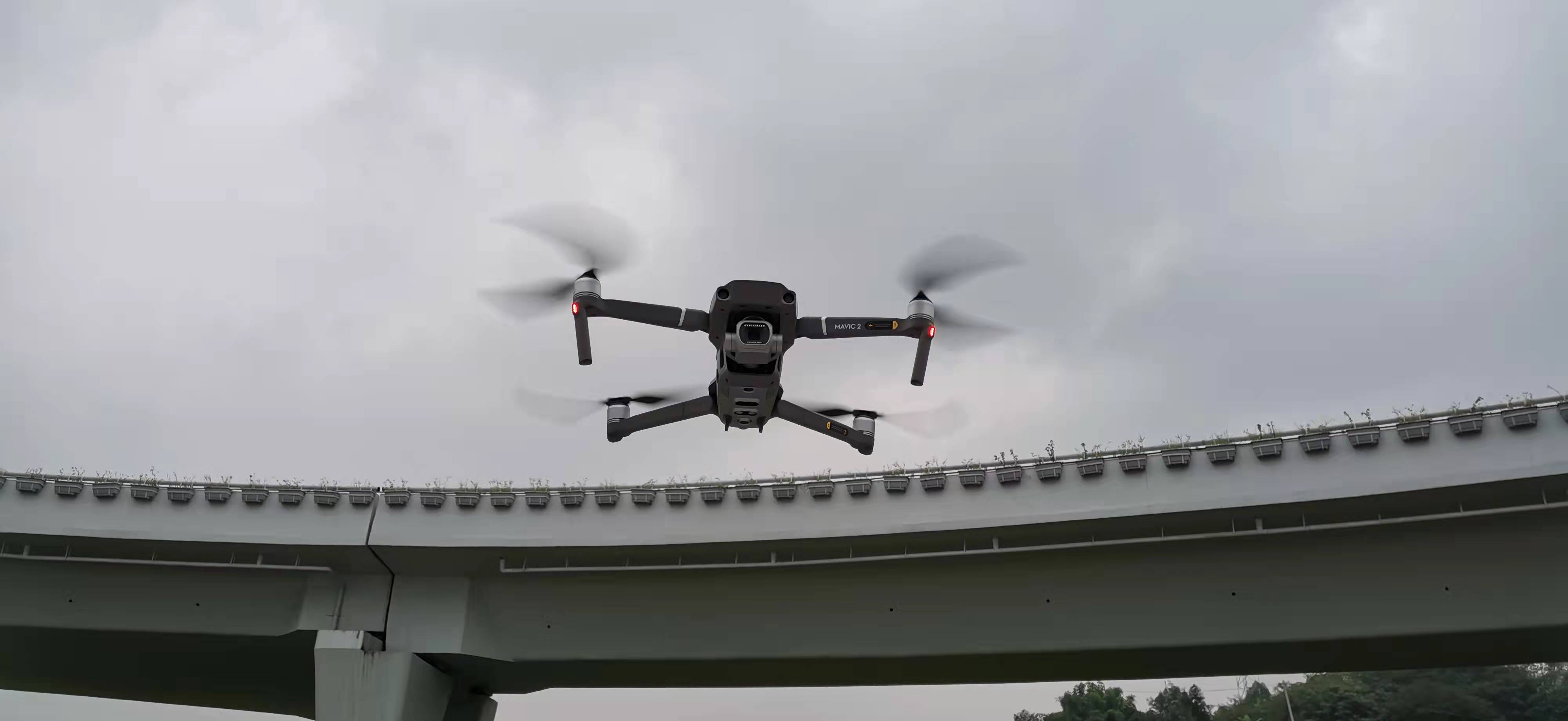 無(wú)人機高空巡檢常態(tài)化，助力城市管理精細化